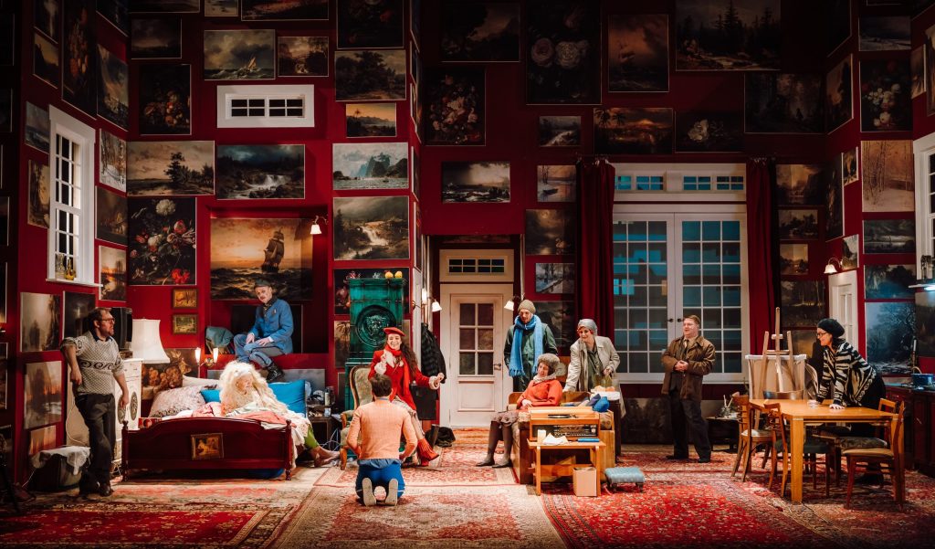 Casa dintre blocuri. Credit foto: BERECZKY Sandor